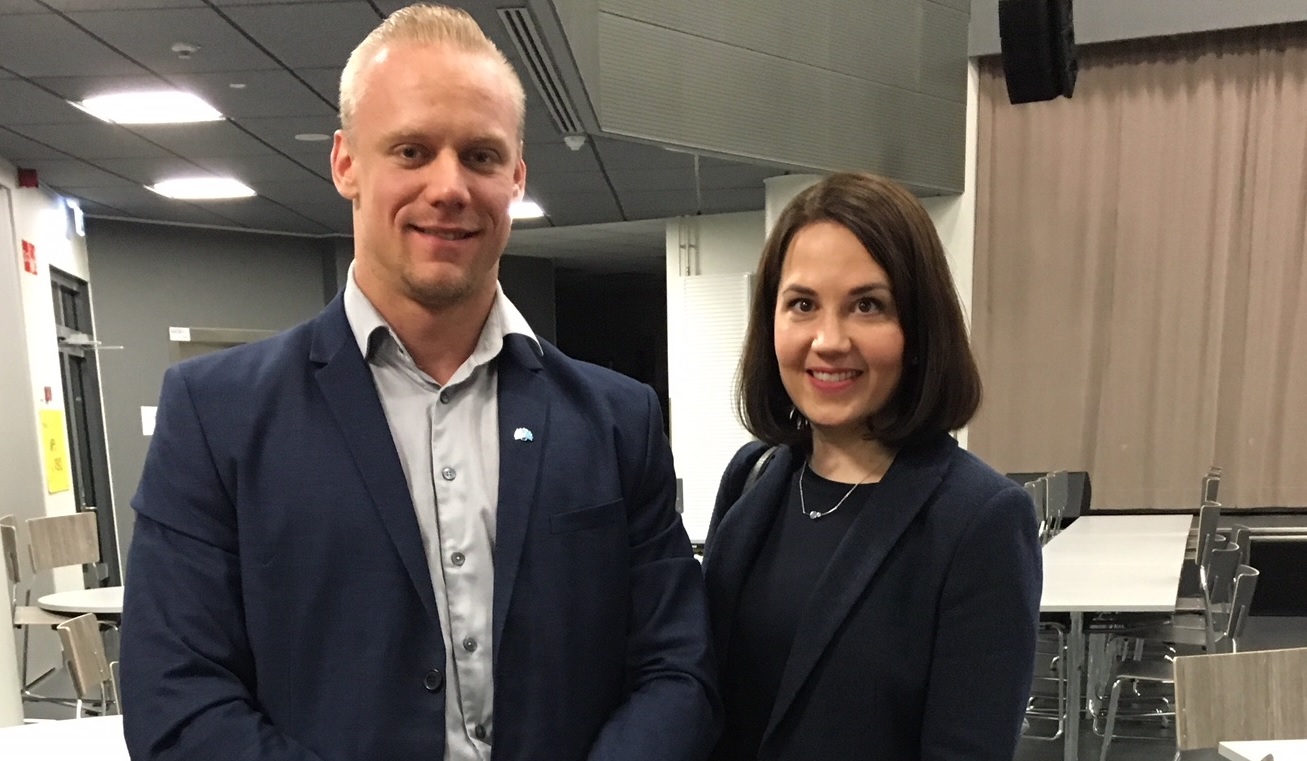 Juho Ojares ja Sanni Grahn-Laasonen